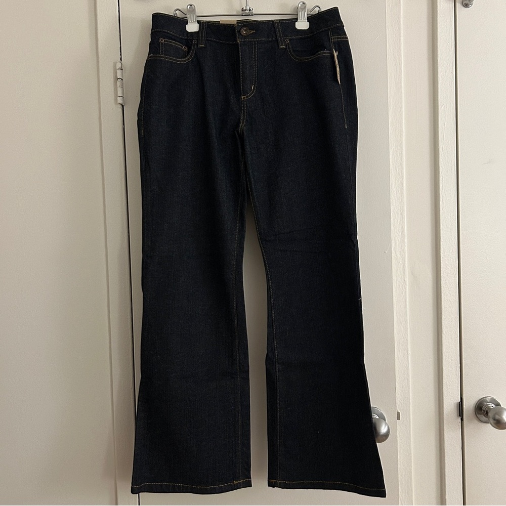 DKNY Soho Jeans Bootcut Mid-Rise Regular Fit in Blue Dark Wash NWT (Size 14S)